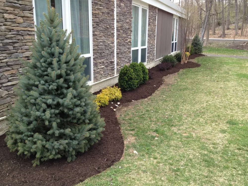Top-rated landscaping services in Yorktown Heights, NY by Natural Greenscapes