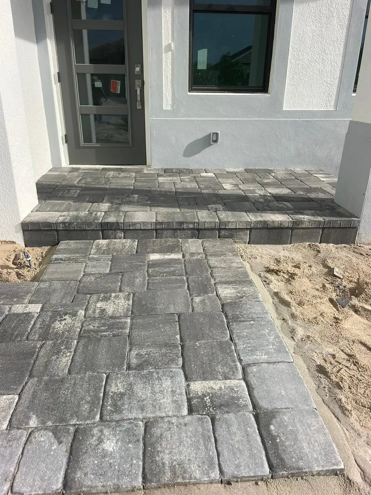 Top-rated garden landscaping in Bonita Springs, FL - Natural Landscape