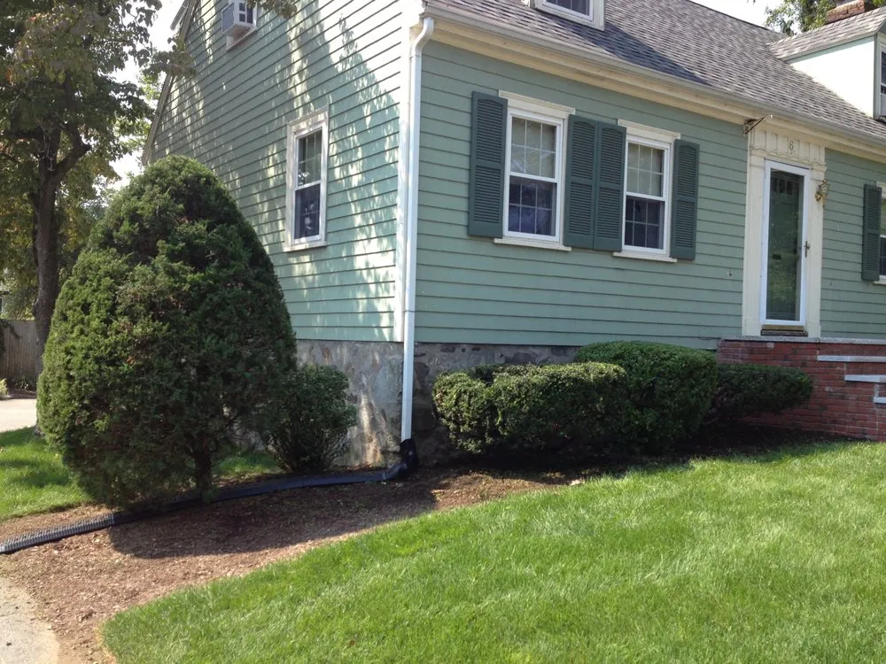 Reliable residential landscaping in Dedham, MA - Natural Landscape