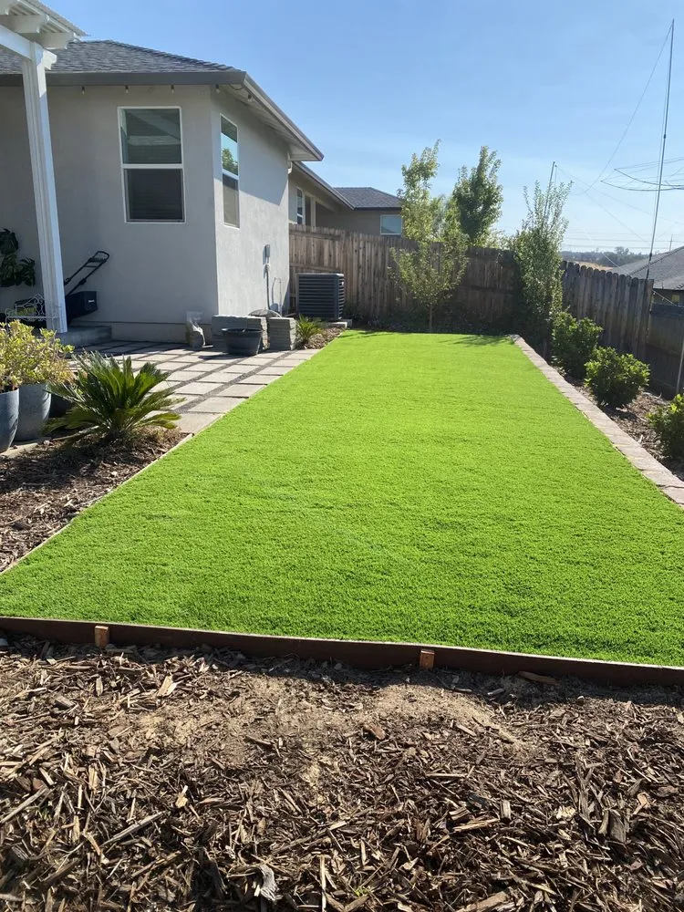 Trusted yard cleanup service experts serving Chico, CA - Natural Landscaping
