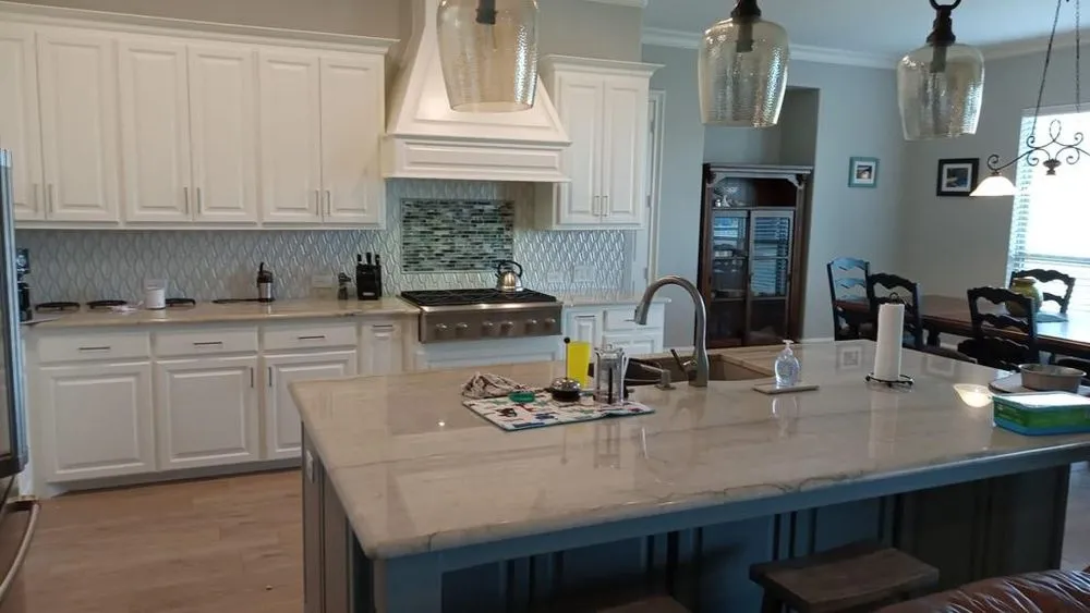 Professional residential landscaping experts serving Hutto, TX - Natural Landscaping