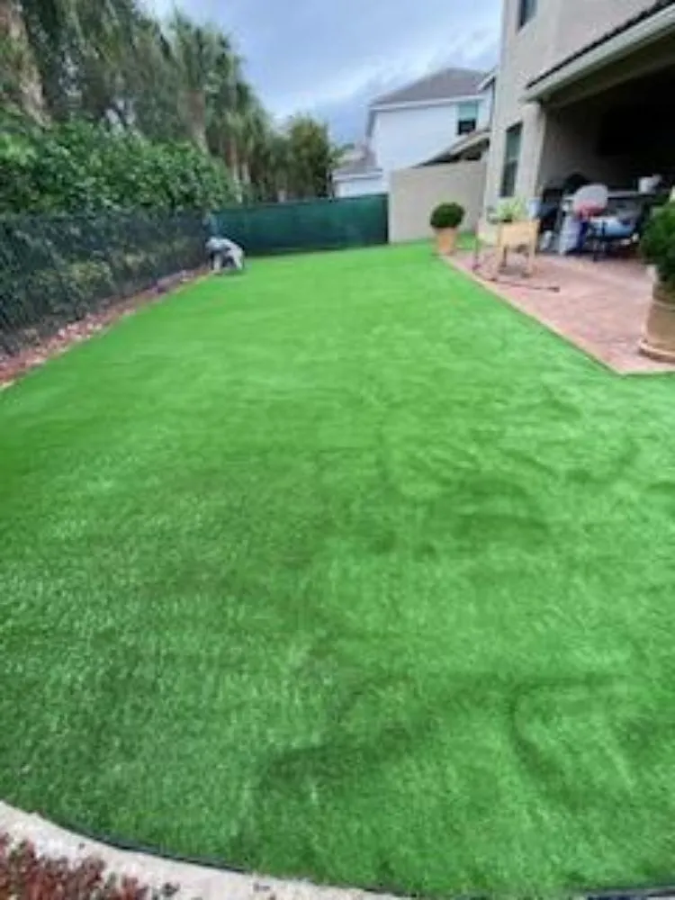 Professional lawn care service in Jupiter, FL by Natural Landscaping