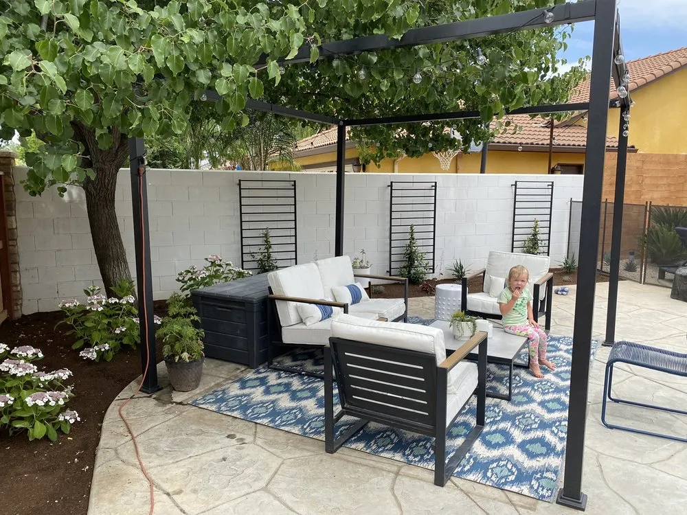 Custom outdoor landscaping for beautiful yards across Madera, CA - Natural Landscaping