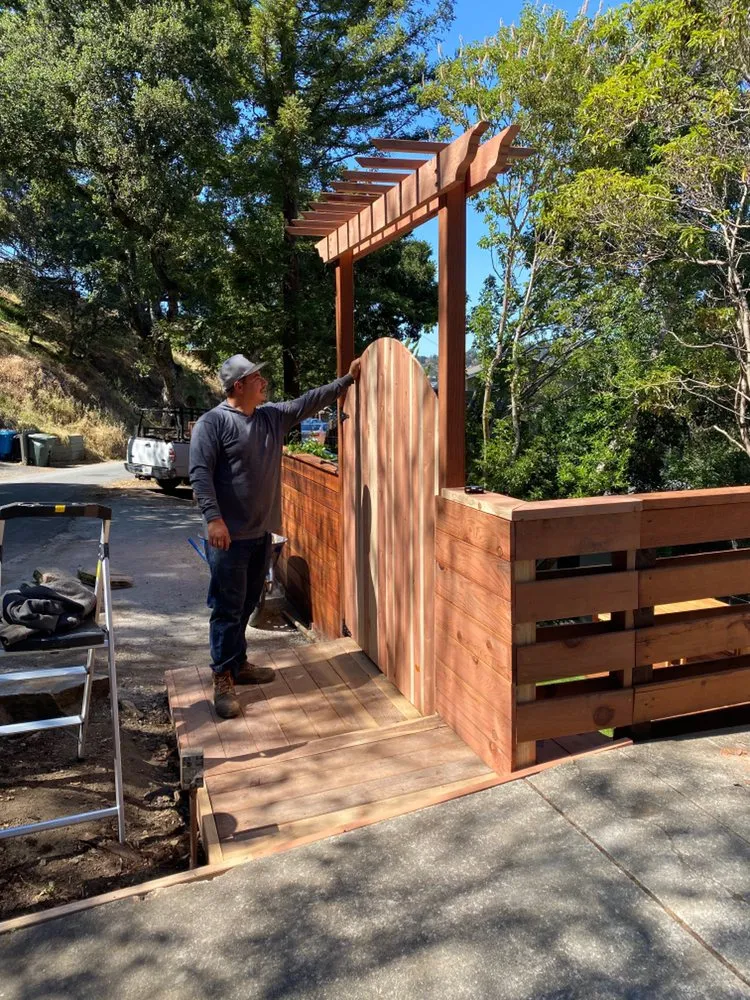 Professional outdoor landscaping experts serving Modesto, CA - Natural Landscaping