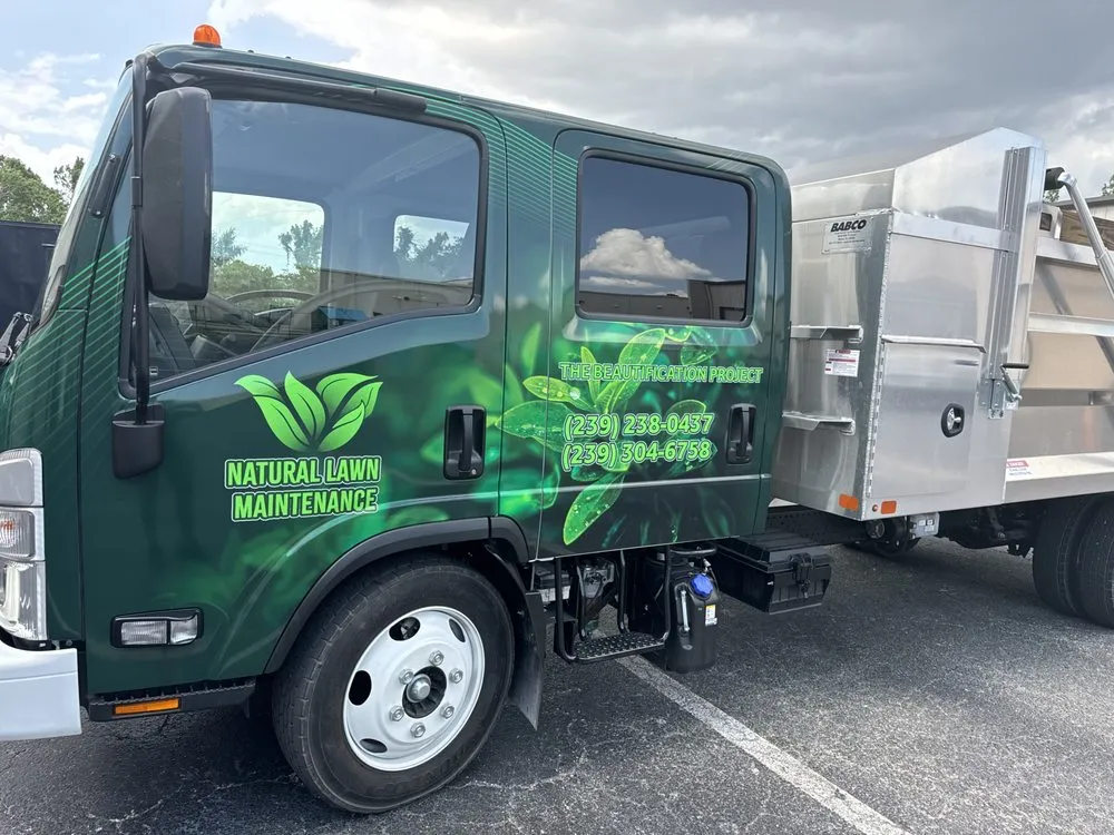 Top-rated outdoor landscaping in Naples, FL by Natural lawn Maintenance