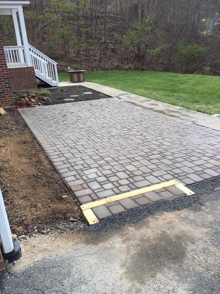 Top-rated yard maintenance in Asheville, NC - Natural Scapes