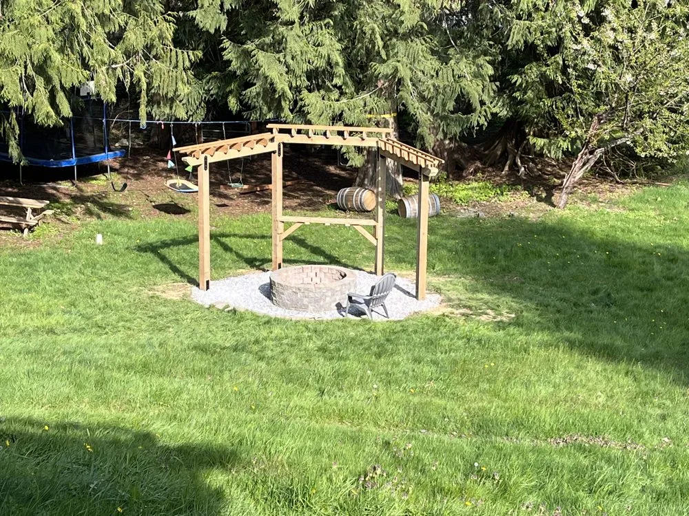 Custom yard cleanup service in Monroe, WA - Natural Scenery