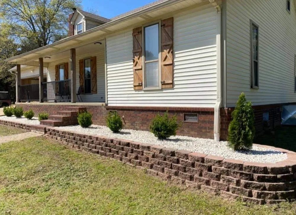 Trusted residential landscaping experts serving Morrilton, AR - Natural State Industrial Services