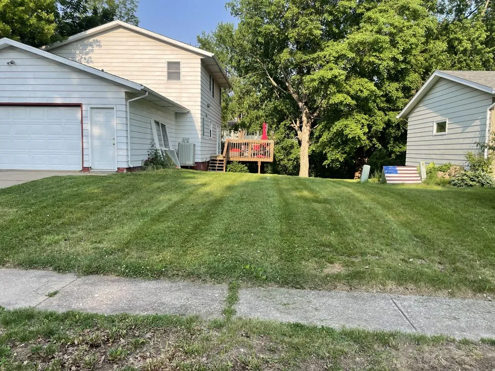Reliable landscaping services in Davenport, IA - Natural Terrains