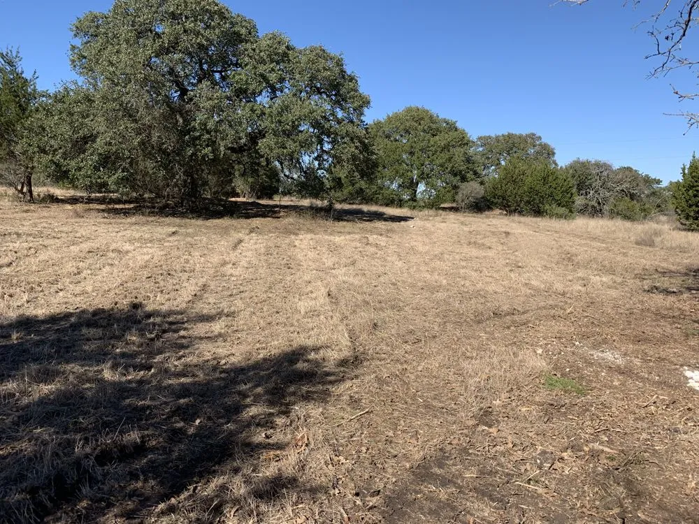 Affordable lawn mowing service experts serving Austin, TX - Natural Texas