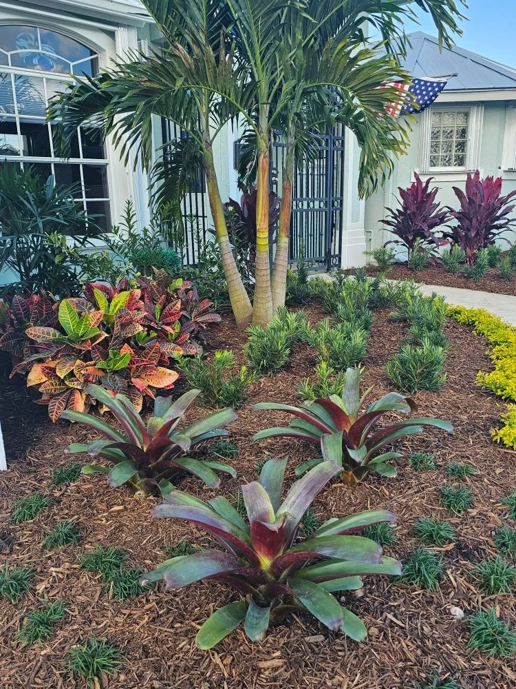 Expert lawn mowing service in Loxahatchee, FL - Natural View Landscape