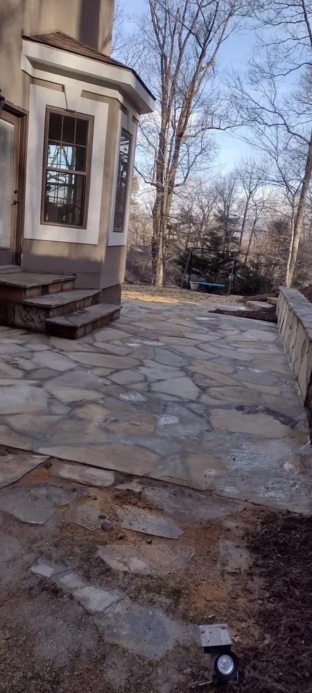 Reliable landscaping services experts serving Hendersonville, NC - Natural View Landscaping Services