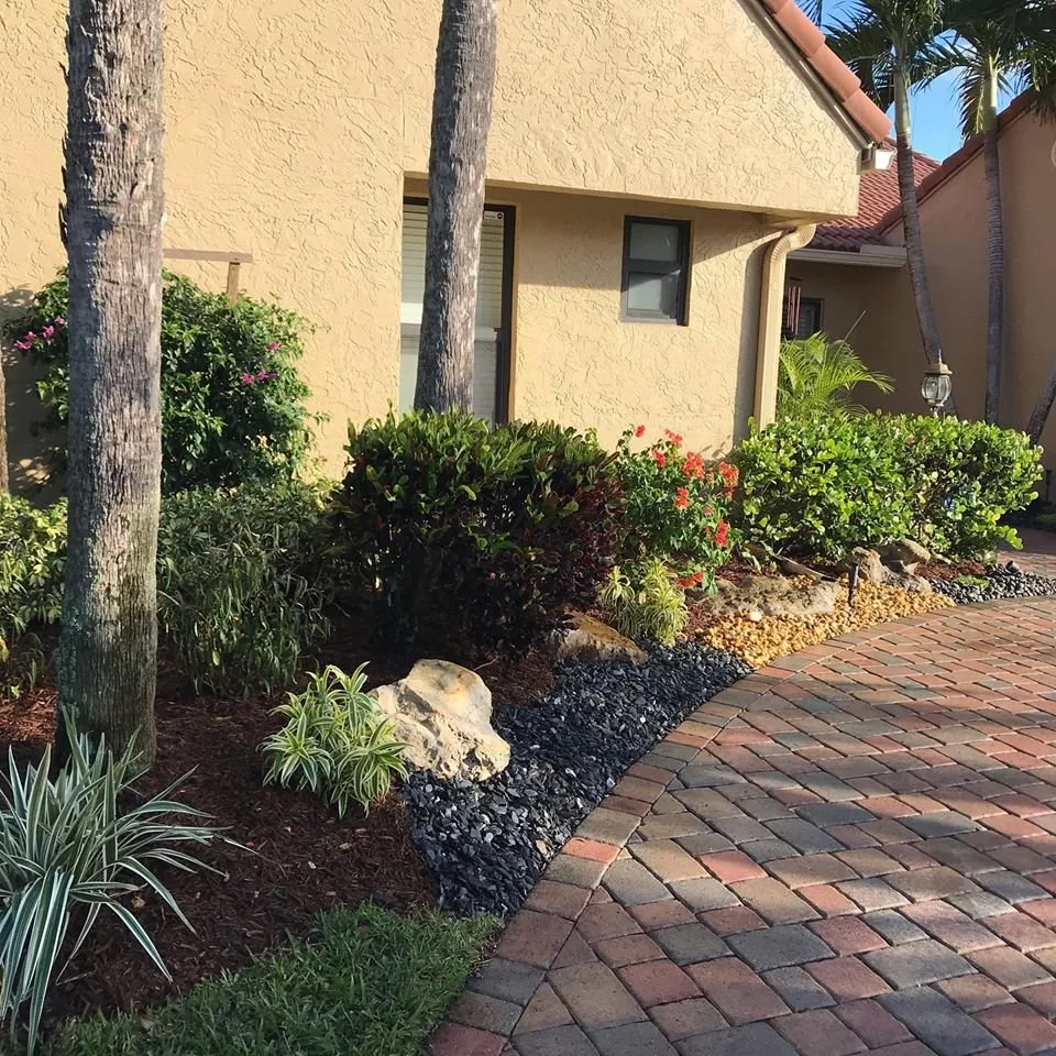 Expert landscape design in Parkland, FL - Natural Wonders Landscaping