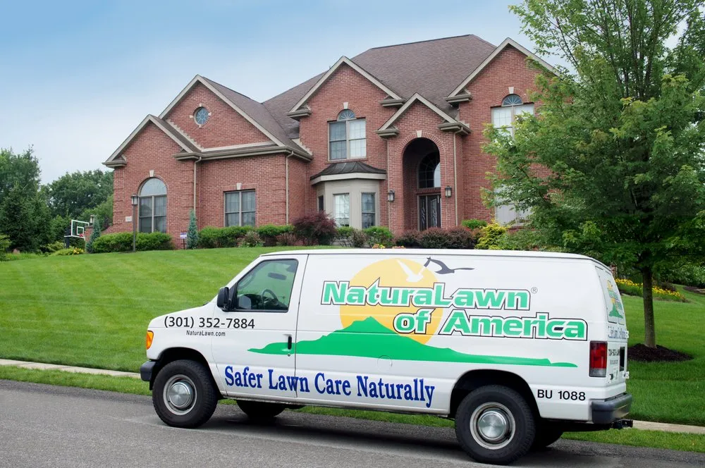 Trusted lawn mowing service in Bowie, MD by NaturaLawn of America
