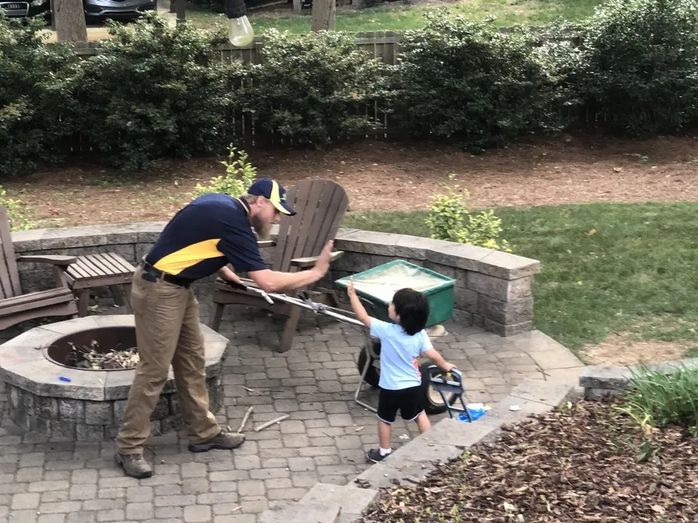 Affordable lawn mowing service in Charlotte, NC - NaturaLawn of America