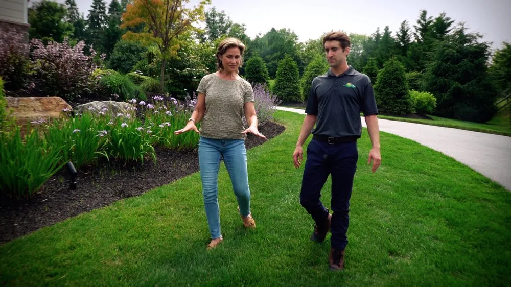 Professional lawn mowing service experts serving Cinnaminson, NJ - NaturaLawn of America