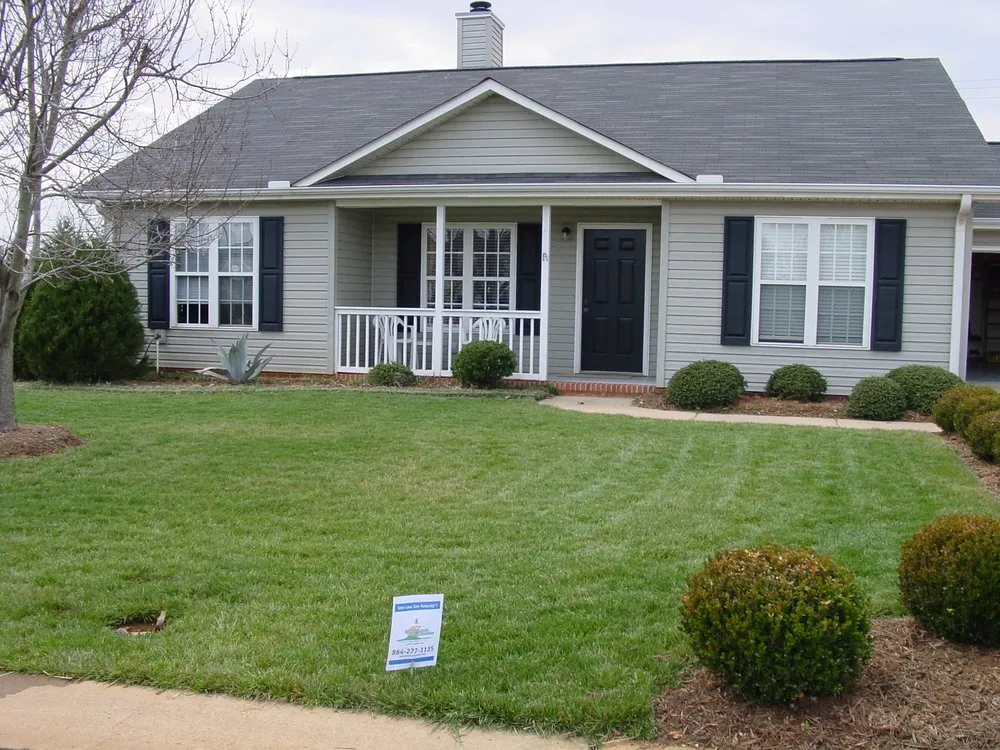 Local garden landscaping for residential properties in Greenville, SC by NaturaLawn of America