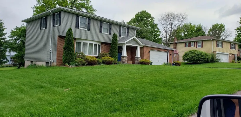 Reliable lawn mowing service for homes across Lake Ariel, PA - NaturaLawn of America