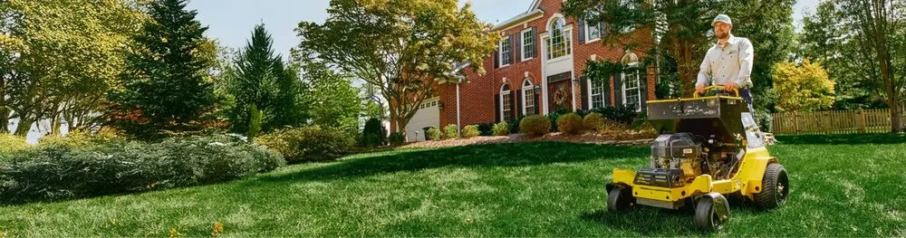 Expert yard maintenance in Tupelo, MS by NaturaLawn of America