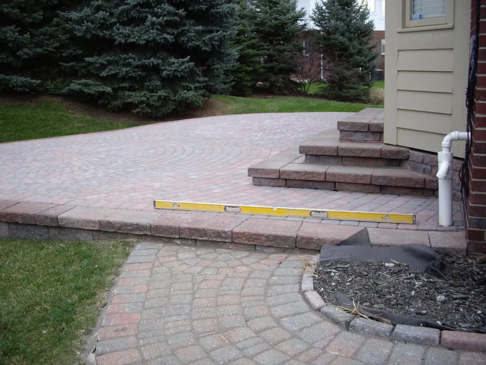Reliable yard cleanup service experts serving Shelby Township, MI - Naturalistic Landscapes, LLC