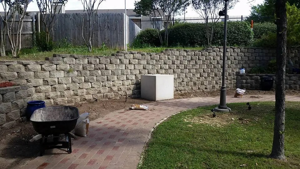 Custom lawn care service in Burleson, TX - NaturaLuxe Lawns