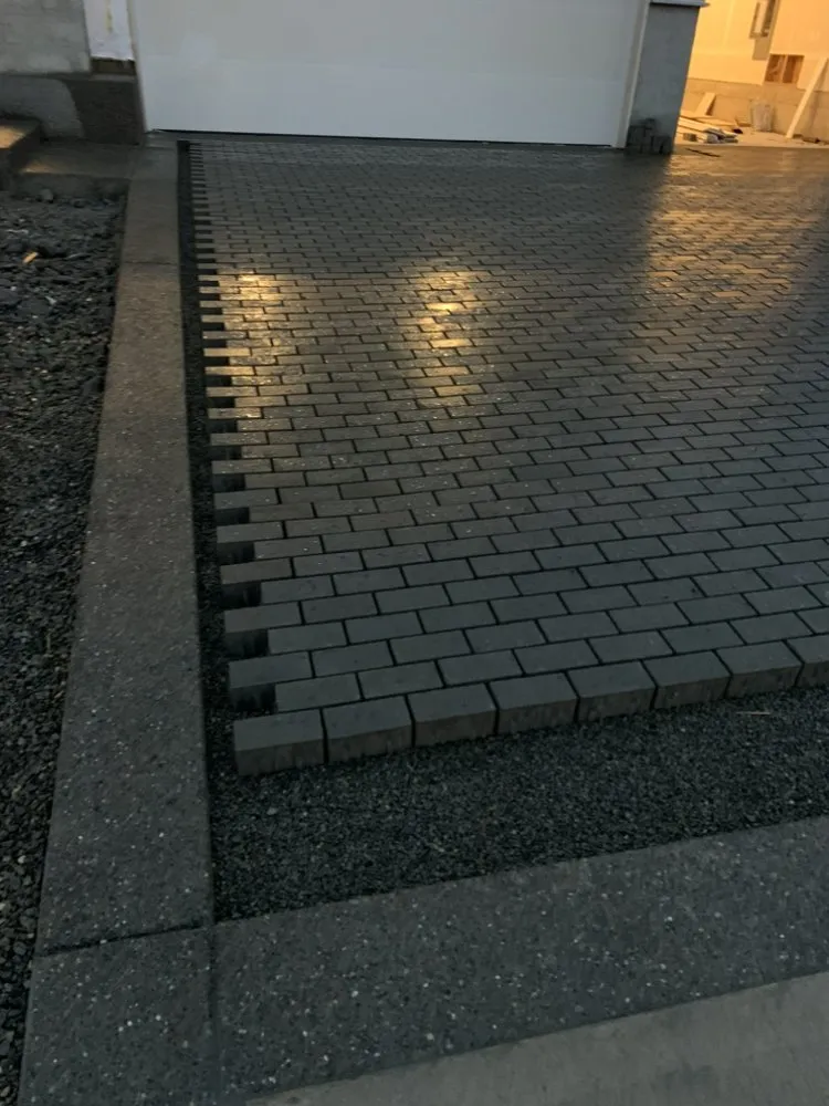 Trusted residential landscaping experts serving Federal Way, WA - Nature Breeze Landscaping & Hardscape