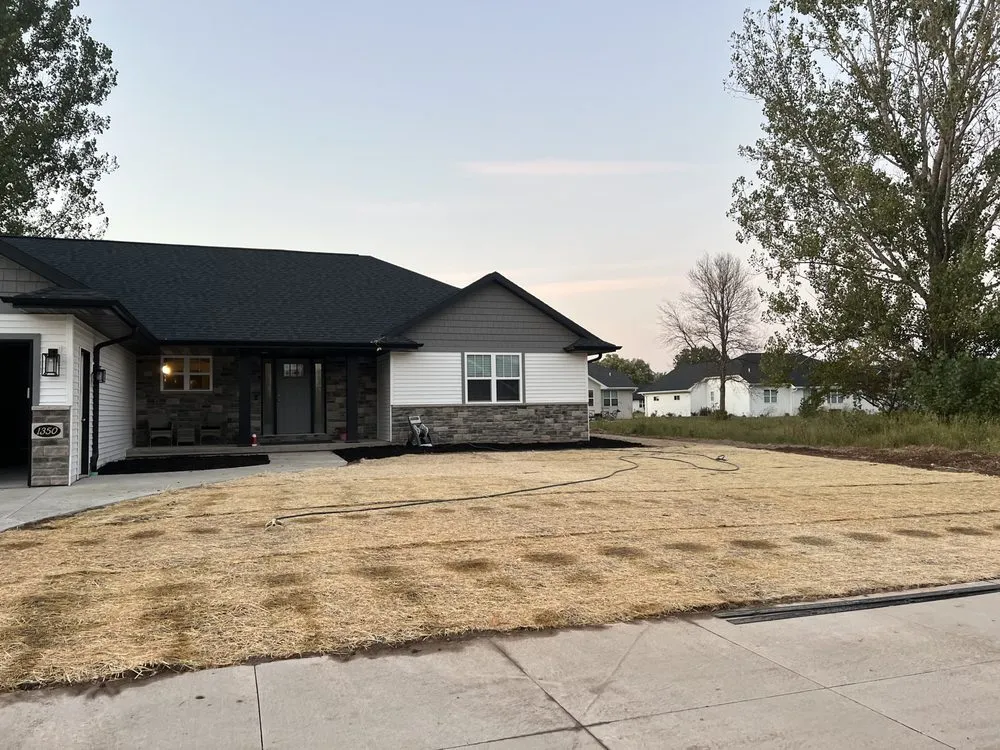 Trusted residential landscaping experts serving De Pere, WI - Nature Edge Landscaping