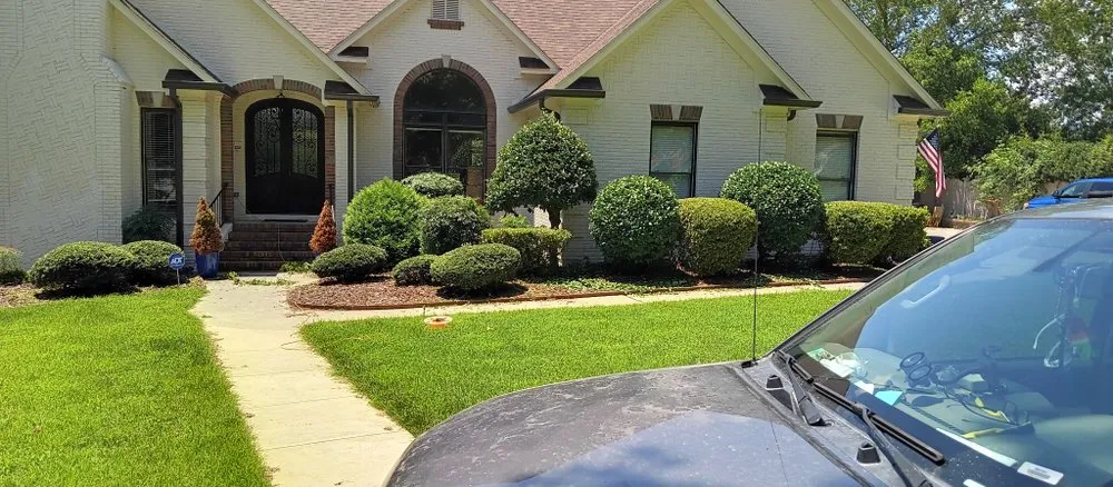 Custom residential landscaping near you in Somerville, AL by Nature Pro