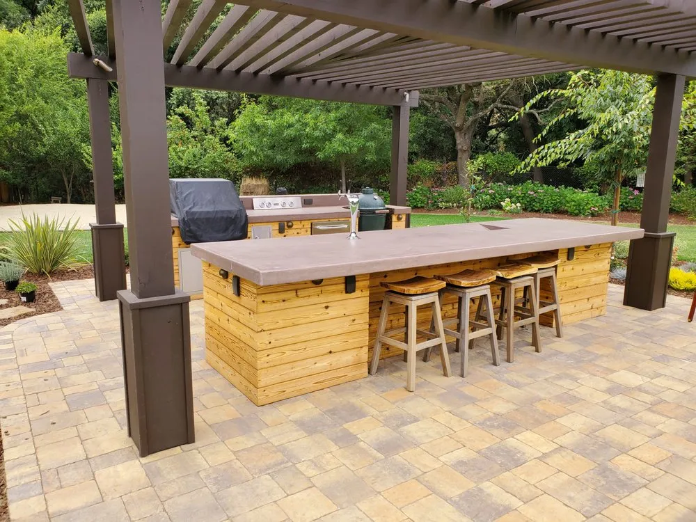 Affordable yard cleanup service with custom design across Brentwood, CA - Nature Works