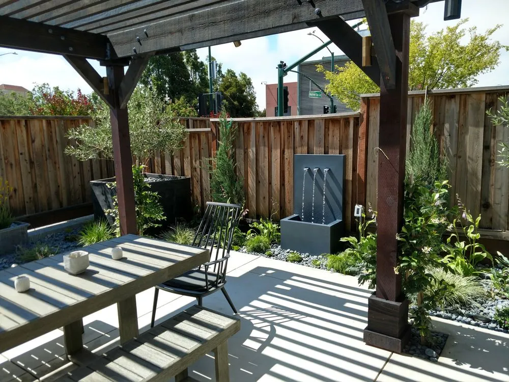 Affordable lawn mowing service experts serving Brentwood, CA - Nature Works