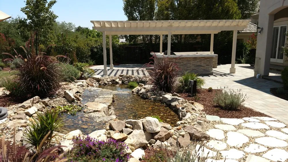 Expert yard cleanup service experts serving Brentwood, CA - Nature Works