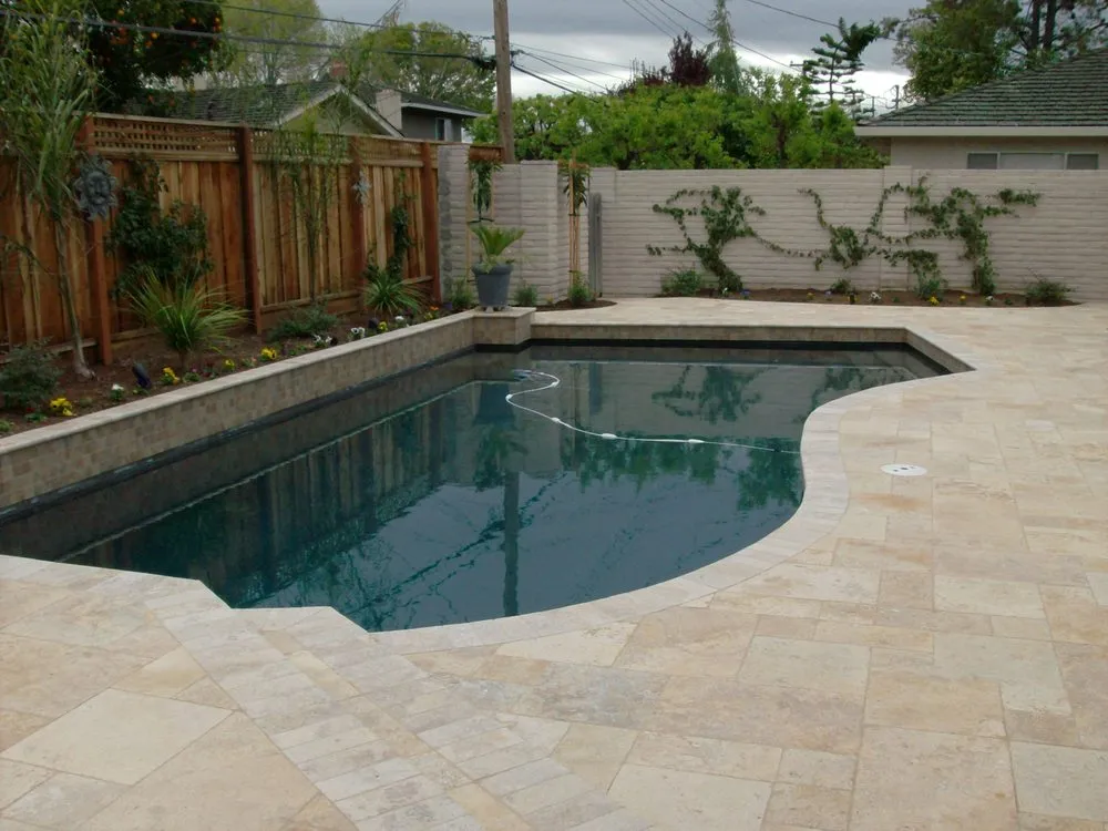 Top-rated yard maintenance in Brentwood, CA by Nature Works