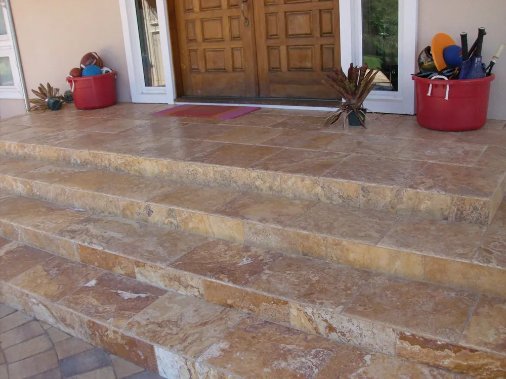 Custom yard maintenance in Brentwood, CA by Nature Works