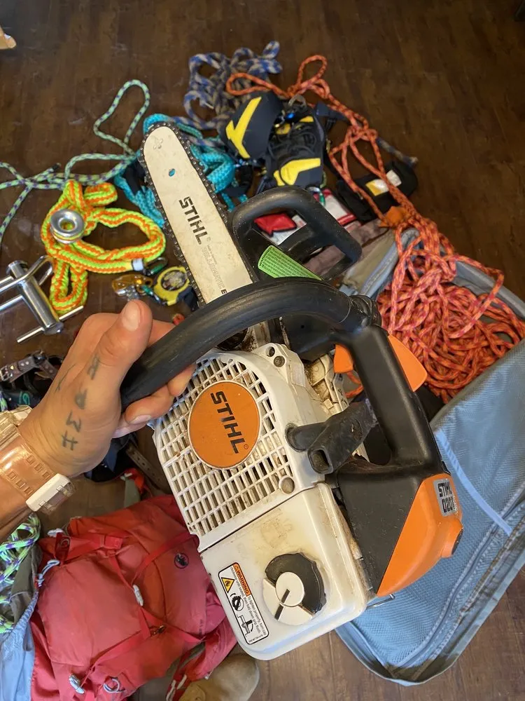 Custom yard maintenance in Bridgeport, TX - Natures Barber