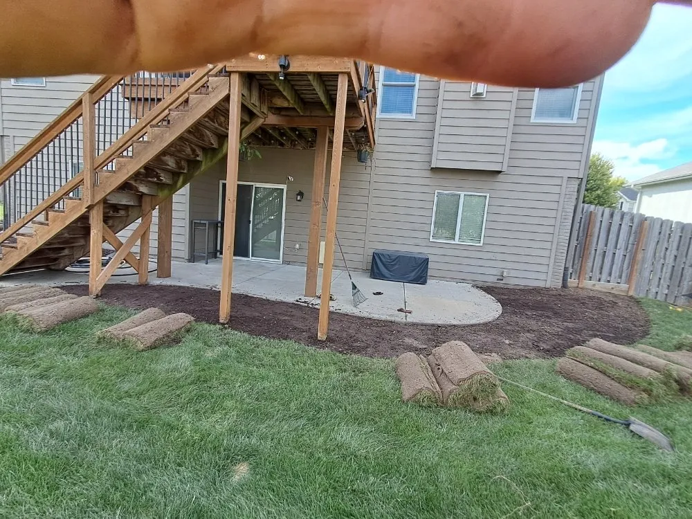 Local yard cleanup service for homes in Omaha, NE by Nature's Caretakers