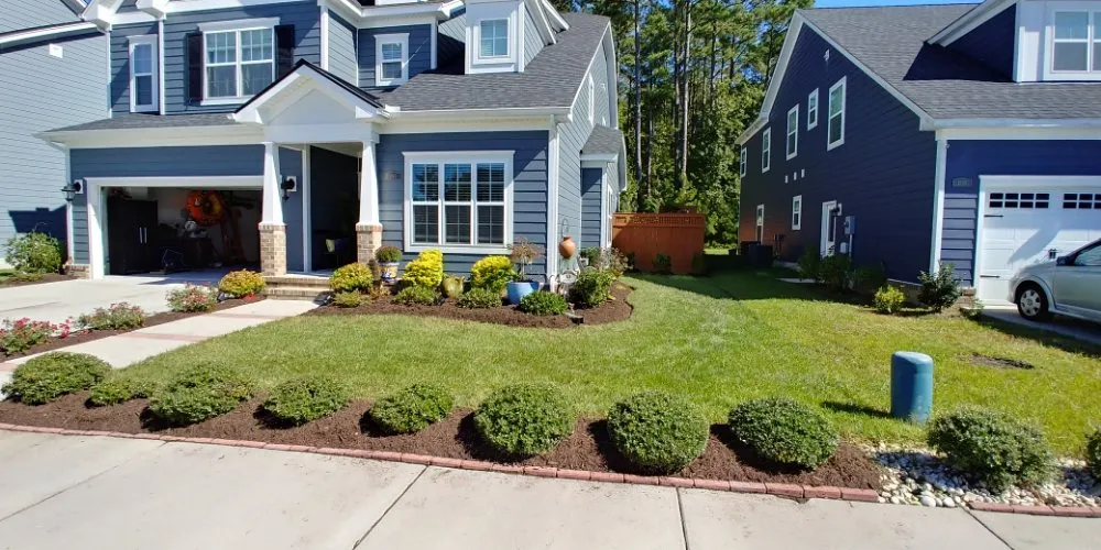 Top-rated yard maintenance for beautiful yards in Crystal River, FL by Nature's Choice Lawn Care