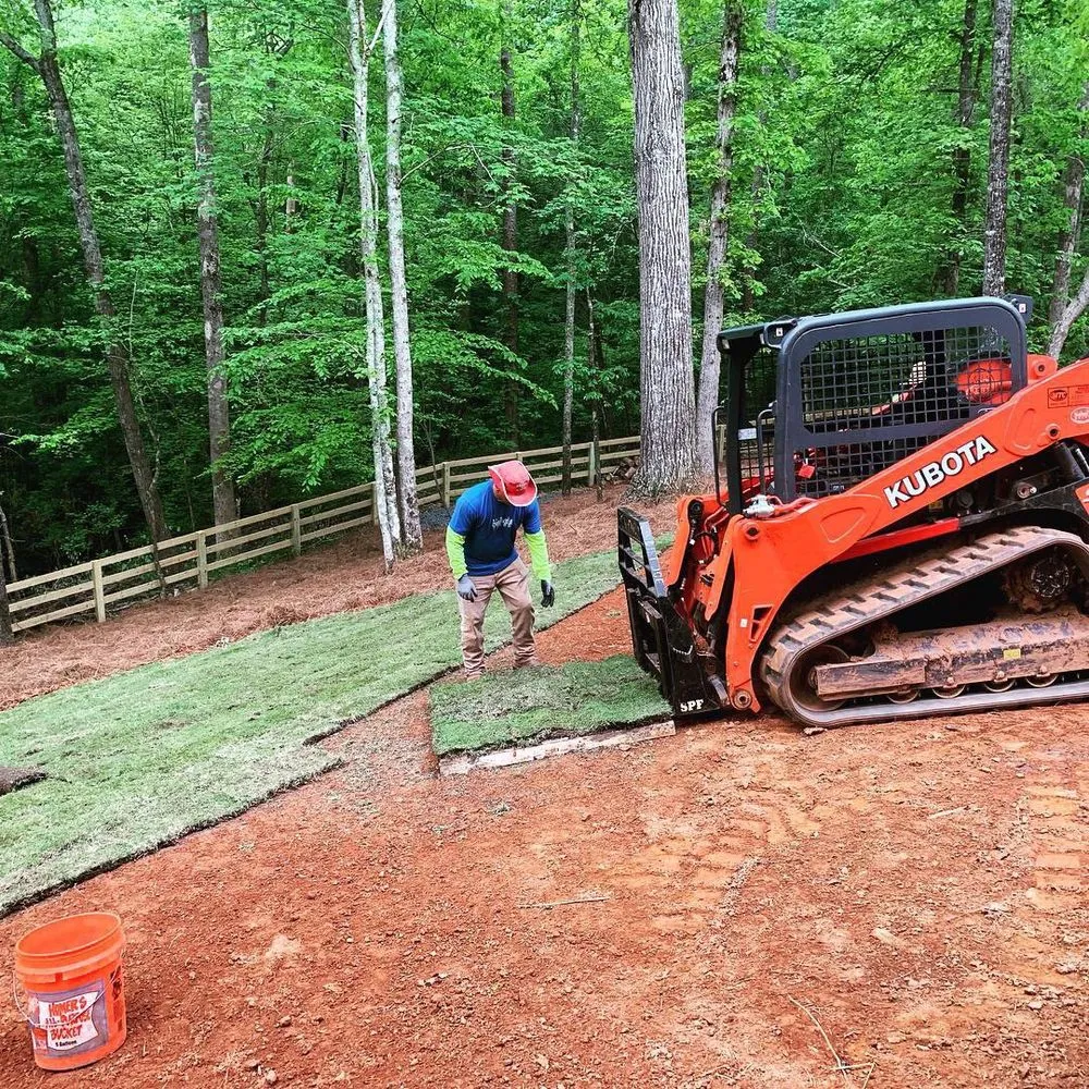 Local lawn mowing service in Dawsonville, GA - Nature's Color