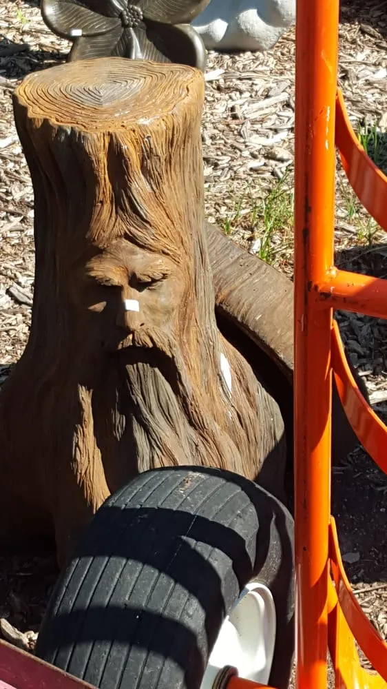 Top-rated lawn care service experts serving Dodge City, KS - Nature's Corner Garden Center & Nursery