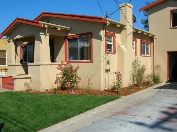 Custom outdoor landscaping in Berkeley, CA - Nature's Creations