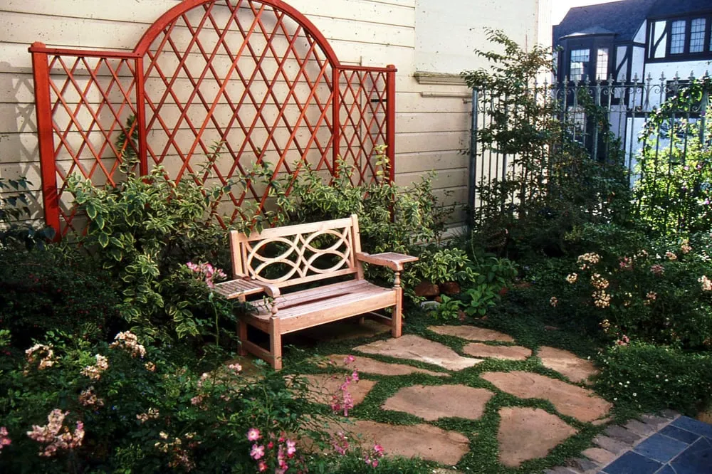 Professional residential landscaping in Oakland, CA by Nature's Design