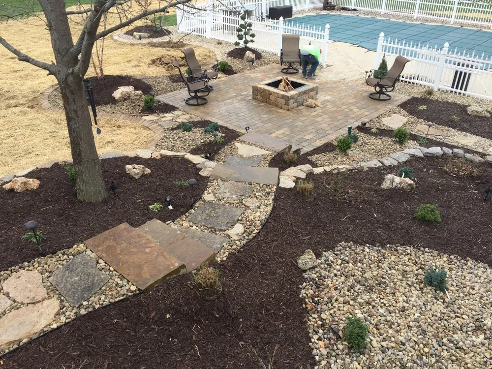 Local lawn mowing service in Troy, IL by Nature's Design