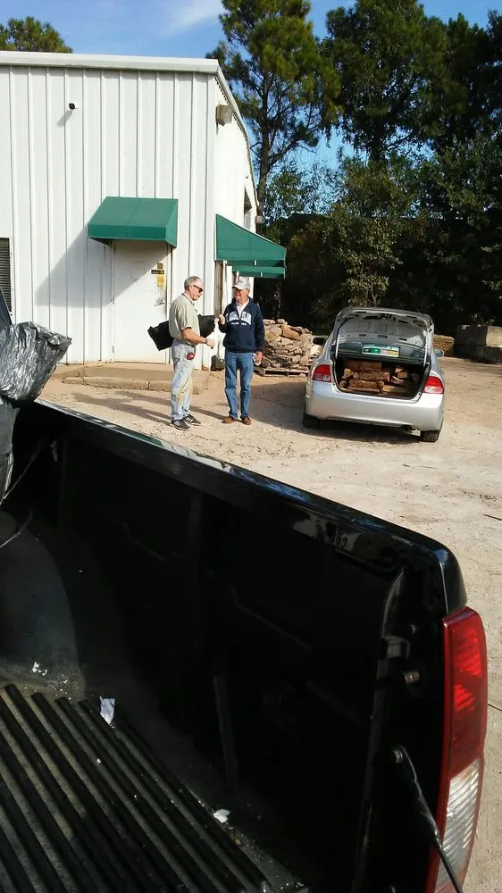 Affordable yard maintenance for outdoor upgrades across Memphis, TN - Nature's Earth Products