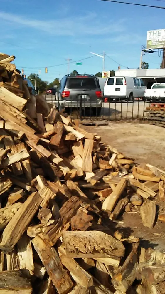 Custom outdoor landscaping for homes across Memphis, TN - Nature's Earth Products