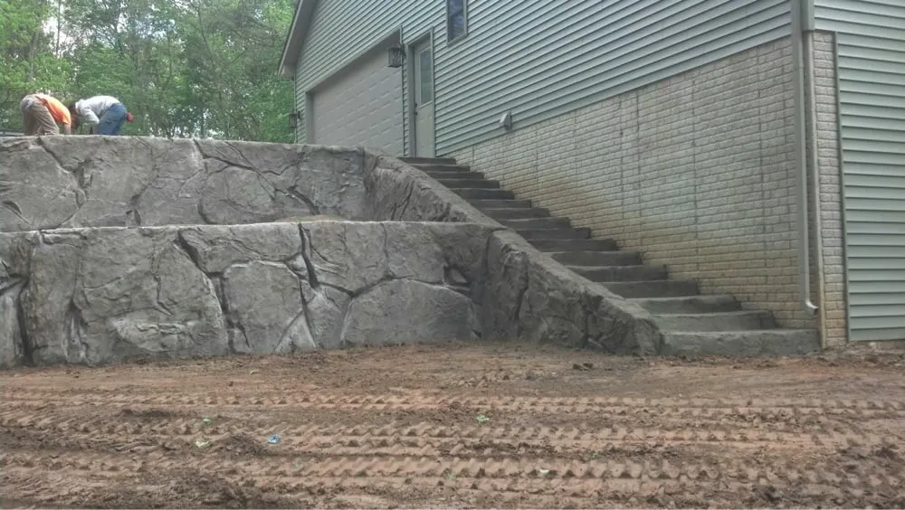 Reliable residential landscaping for beautiful yards across East Peoria, IL - Natures Edge Hardscapes