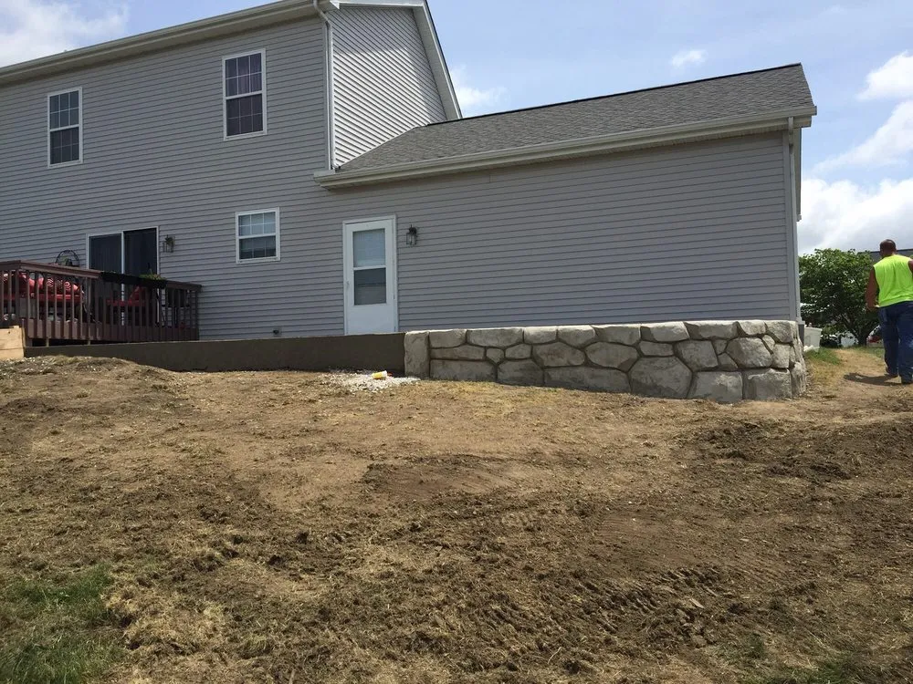 Expert landscaping services in East Peoria, IL - Natures Edge Hardscapes