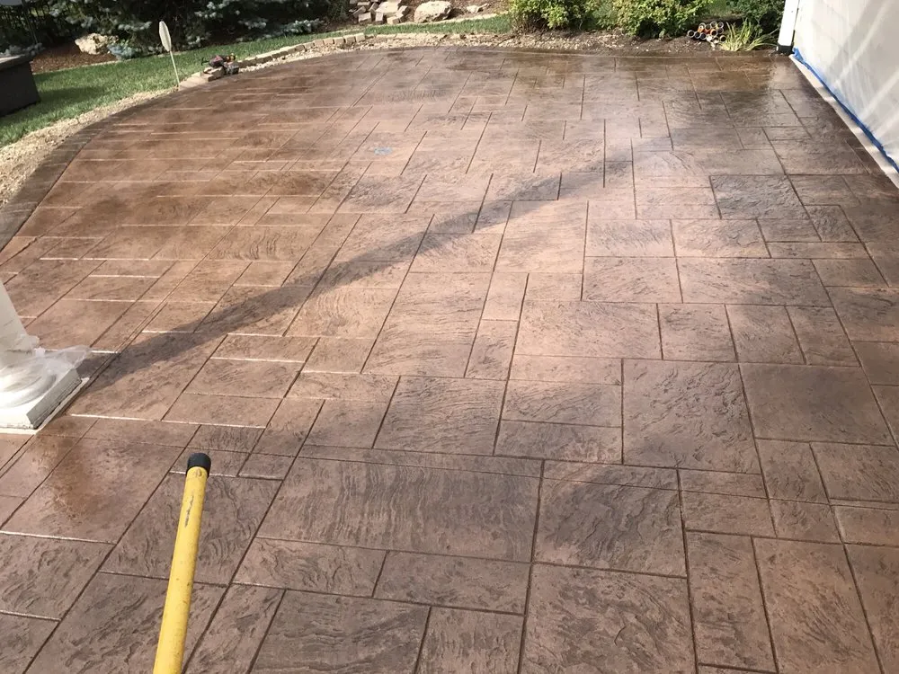 Expert lawn care service for beautiful yards in East Peoria, IL by Natures Edge Hardscapes