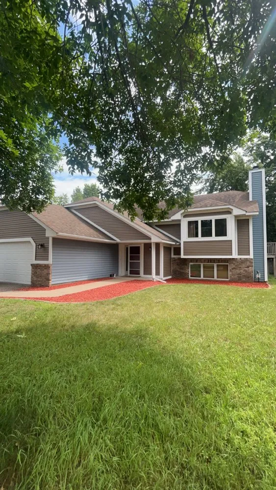 Top-rated outdoor landscaping for beautiful yards in Cottage Grove, MN by Natures Edge Landscaping