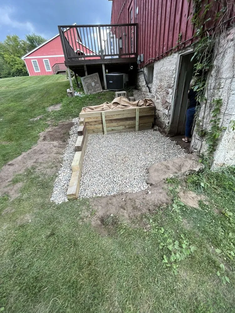 Affordable landscape design in Cottage Grove, MN by Natures Edge Landscaping