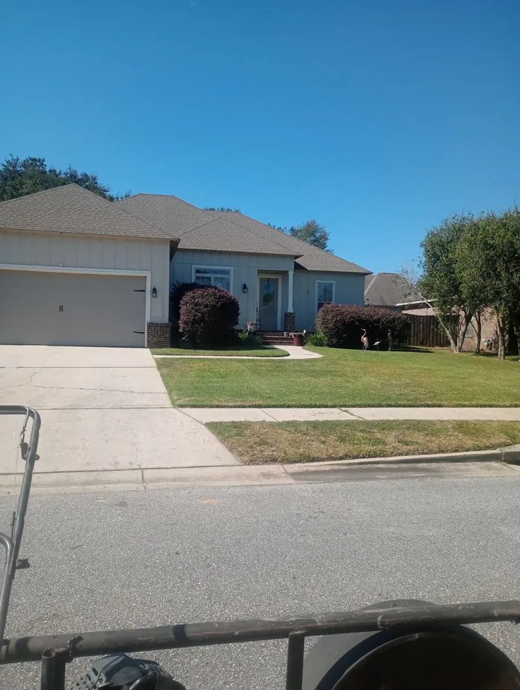 Affordable outdoor landscaping experts serving Foley, AL - Nature's Edge Landscaping