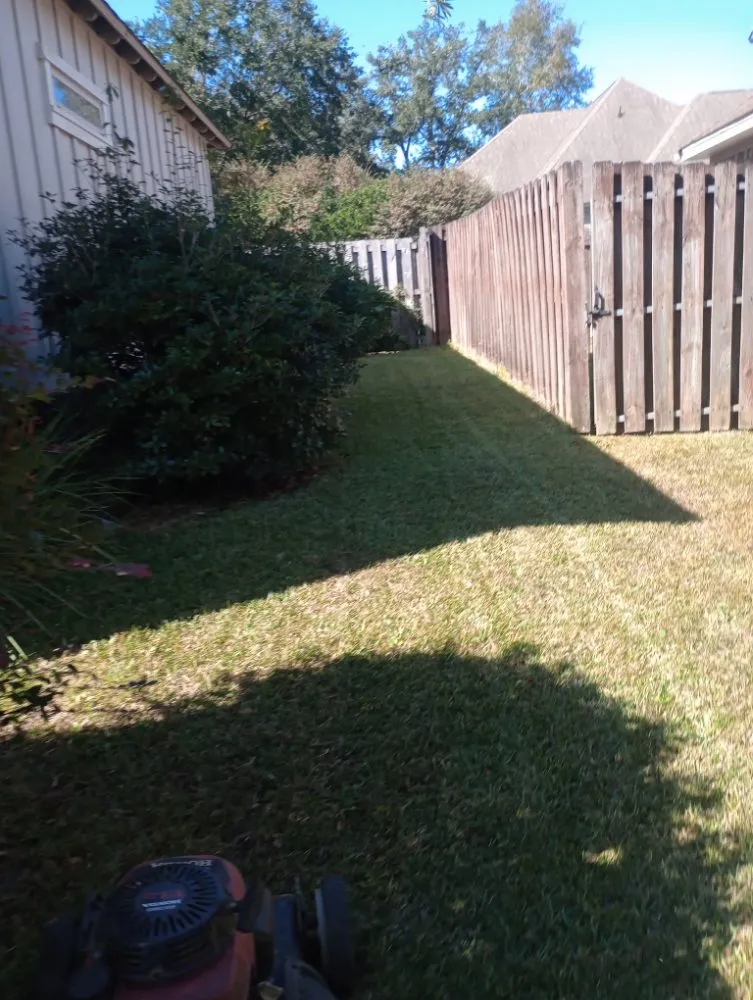 Affordable landscape design for homes in Foley, AL by Nature's Edge Landscaping